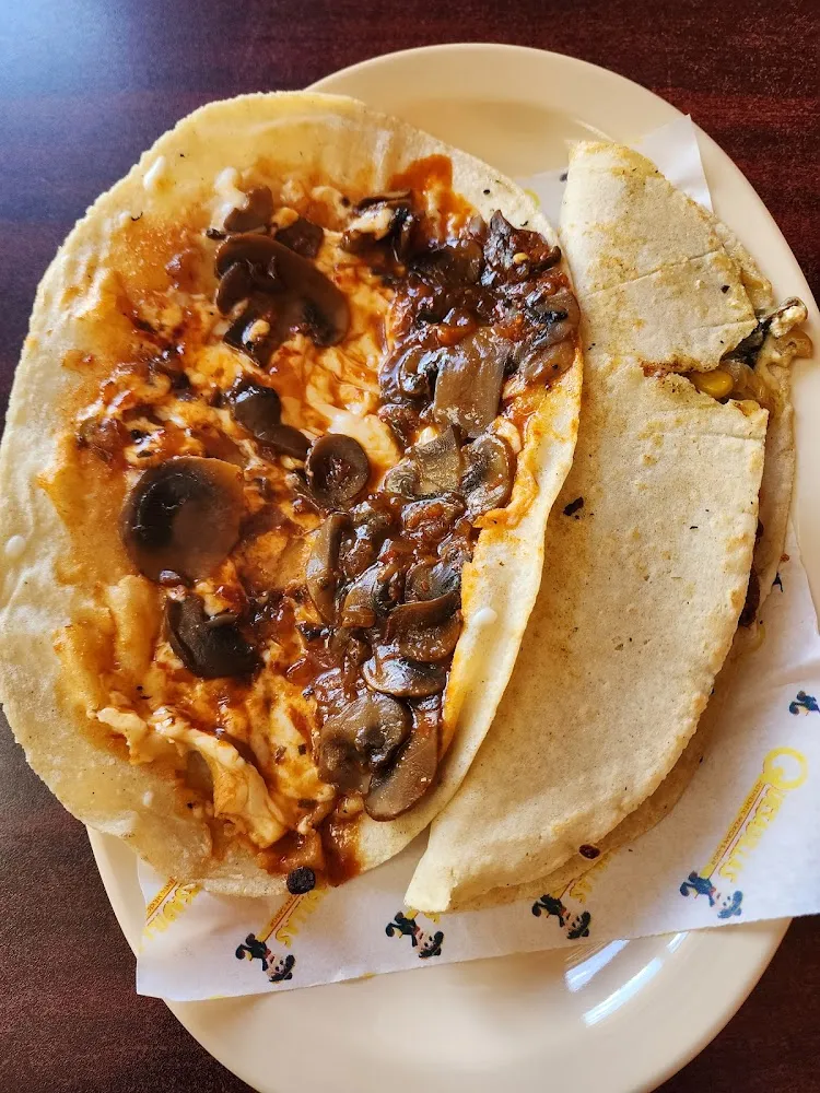 Championes Quesadilla