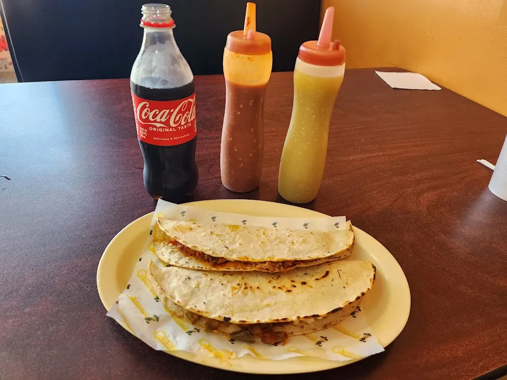 Quesadillas De Nopales