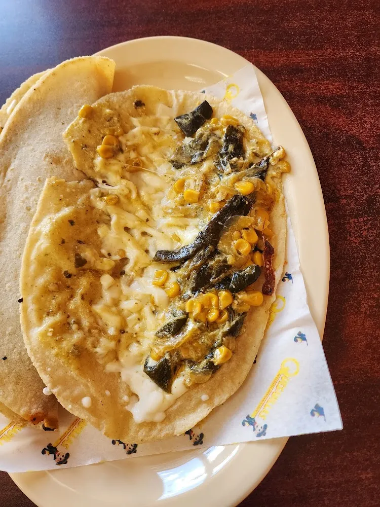 Rajas Con Queso Quesadilla